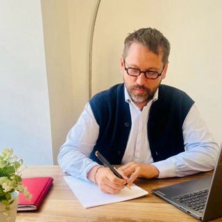 Nasce “È per te”: il nuovo brand educativo firmato dal Dott. Marco Barra