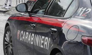 Guardia giurata spara alla moglie nel Beneventano: la donna è grave Guardia giurata spara alla moglie nel Beneventano: la donna è grave