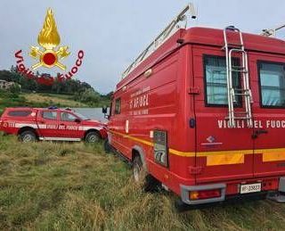 Mugello, morto bimbo scomparso nelle acque del lago Bilancino Mugello, morto bimbo scomparso nelle acque del lago Bilancino