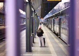 Scioperi, febbraio nero per i trasporti: treni, aerei bus e metro, tutte le date delle proteste Scioperi, febbraio nero per i trasporti: treni, aerei bus e metro, tutte le date delle proteste