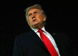 Trump contro i Grammy: "Inguardabili, io mai stato su isola Epstein" Trump contro i Grammy: "Inguardabili, io mai stato su isola Epstein"