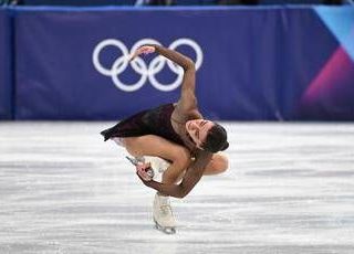 Milano Cortina, Lara Naki Gutmann incanta: chi è la pattinatrice che fa sognare l'Italia