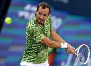 Tennisti bloccati a Dubai, da Medvedev a Rublev. Atp: "Lavoriamo per portarli a casa"