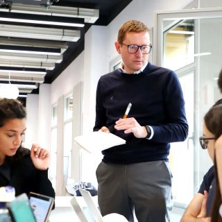 Business school, perchè tutti le considerano trampolino di carriera