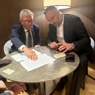 L'incontro tra i due sindaci di Chivasso e Betlemme