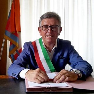 Il sindaco Claudio Castello