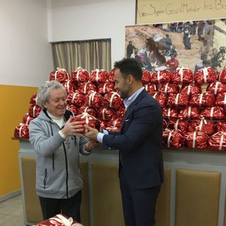 Donati centinaia di panettoni alla &quot;Mensa dei Poveri&quot;