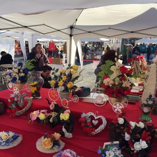 Mercatino di Natale a Castelrosso, un successo (FOTOGALLERY)