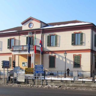 A Cavagnolo da stamattina sono disponibili le mascherine in stoffa cucite da sarte volontarie