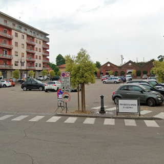 Piazza Garibaldi a Crescentino (foto d'archivio)