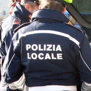 Fermato al posto di blocco per tre voltre: maxi multa per un uomo di Ivrea