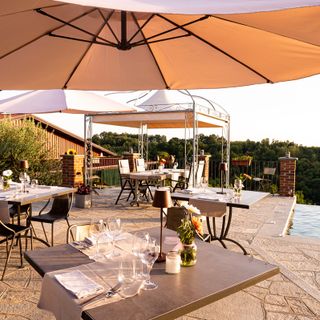 Dal 20 giugno &quot;Aperitivo sotto le stelle&quot; al Casa Serra Eco-Resort &amp; Wellness
