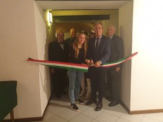 Il taglio del nastro