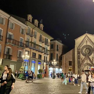 A Chivasso anche nel 2025 torna shopping ed aperitivo in musica