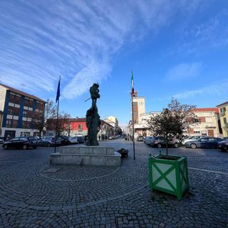 Quasi 300 mila euro di fondi regionali per il Distretto Urbano del Commercio di Chivasso