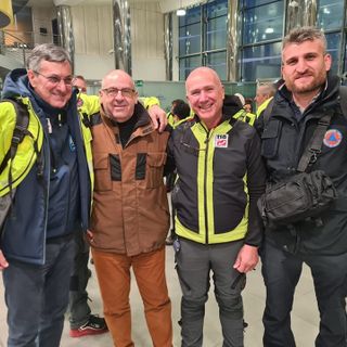 Nella foto da sinistra l'assessore regionale alla Sanità Luigi Icardi, il consigliere regionale Gianluca Gavazza, il responsabile Maxiemergenza Regione Piemonte Mario Raviolo e il vicesindaco della Città di Crescentino Luca Lifredi.