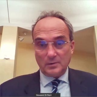 Covid, il professor Di Perri: “Vaccinare subito gli over 60. Con gli anziani immunizzati avremo il tempo di organizzare tutto il resto”