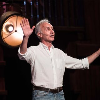 Marco Travaglio, protagonista del sabato sera - l'11 marzo - al Teatro Colosseo