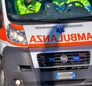 Tragedia a Bosconero, uomo si sente male al volante e muore