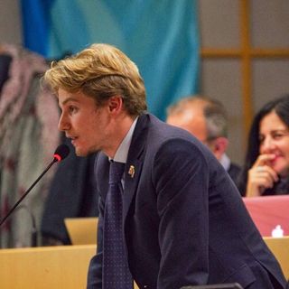 Il consigliere di Settimo denuncia Conte e Draghi