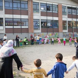 bambini che giocano