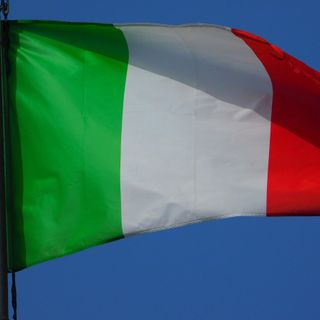 Volpiano, ai diciottenni la Costituzione italiana per la Festa della Repubblica