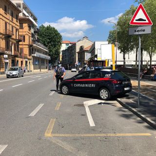Autista di bus aggredito e picchiato ad Ivrea: scoperti e denunciati due ventenni