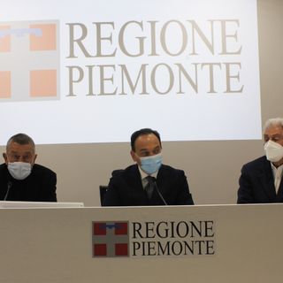 Alberto Cirio in conferenza stampa