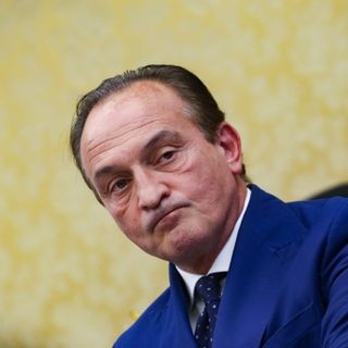 Un perplesso presidente della Regione Alberto Cirio
