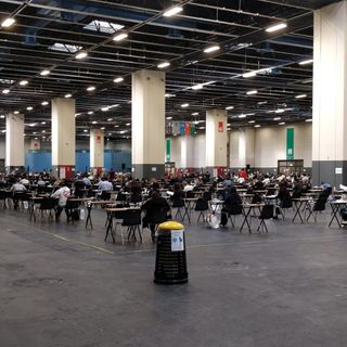 Al via al Lingotto i test d'ammissione universitari: chi ha la febbre deve rinunciare [FOTO]