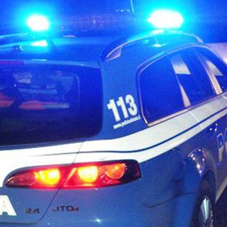Chivasso, è caccia al pirata della strada che ha travolto uomo che si era fermato a prestare soccorso dopo un incidente