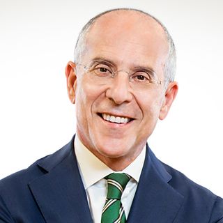 Francesco Starace, AD del Gruppo Enel, ha ricevuto il prestigioso premio “Manager Utility Energia 2019”