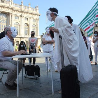 Protesta insegnanti a Torino