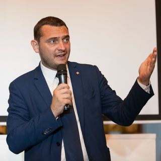 Silvio Magliano, Moderati