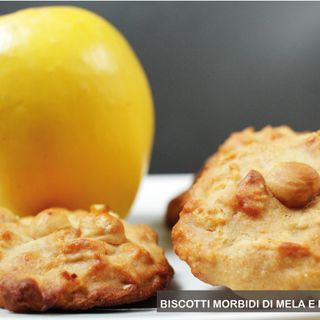 MercoledìVeg di Ortofruit: oggi prepariamo biscotti morbidi di mela e nocciole