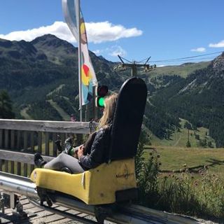 Monty Express, pura adrenalina e paesaggio mozzafiato sulla slitta del Monginevro [VIDEO]
