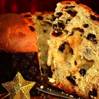 La paura del lockdown spegne il Natale in anticipo: &quot;Produzione di panettoni e pandori in calo del 30%&quot;