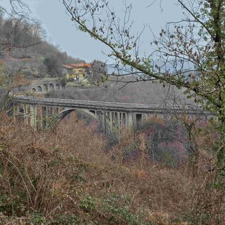 Immagine di repertorio del Ponte Preti