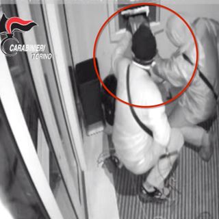 Presi i &quot;nonni rapinatori&quot;: assaltavano bancomat tra Torino e Cuneo