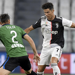 L'Atalanta dà spettacolo, Ronaldo la riacciuffa su rigore: allo Stadium un 2-2 tricolore
