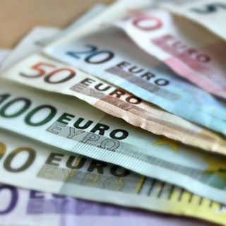 banconote sovrapposte