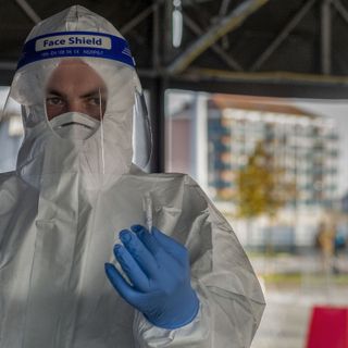 Covid, frenata dei ricoveri in Piemonte: restano stabili rispetto a ieri. Ma ci sono altri 21 morti