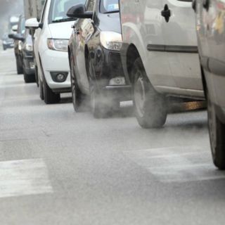 Scende lo smog, domani a Torino e provincia via libera ai diesel Euro 4 e 5