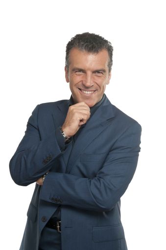 La celebre Roberto Re Leadership School ora accetta pagamenti  crypto con Utrust