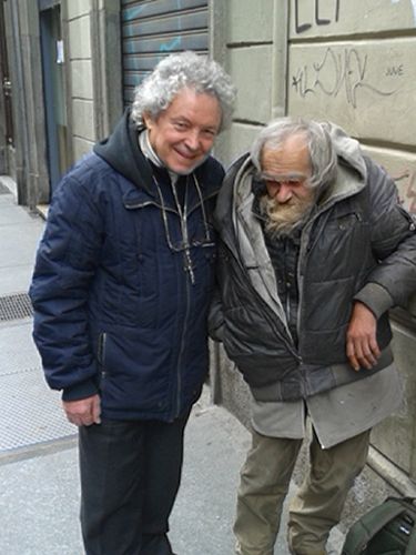 Mensa dei poveri, don Adriano Gennari ringrazia i benefattori Mensa dei poveri, don Adriano Gennari ringrazia i benefattori