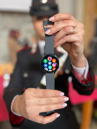 Nel Canavese arriva "Mobile Angel", un smartwacht a supporto delle vittime di violenza