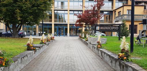 Rivoluzione negli acquisti: Borgofranco d'Ivrea è il primo comune d'Italia ad acquistare su Amazon