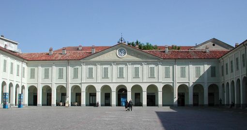 Il Museo civico Pier Alessandro Garda di Ivrea riapre con una mostra sul vetro