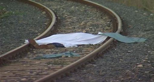Tragedia a Torrazza Piemonte, uomo morto investito da un treno Tragedia a Torrazza Piemonte, uomo morto investito da un treno