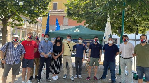 campagna di tesseramento dei giovani della Lega